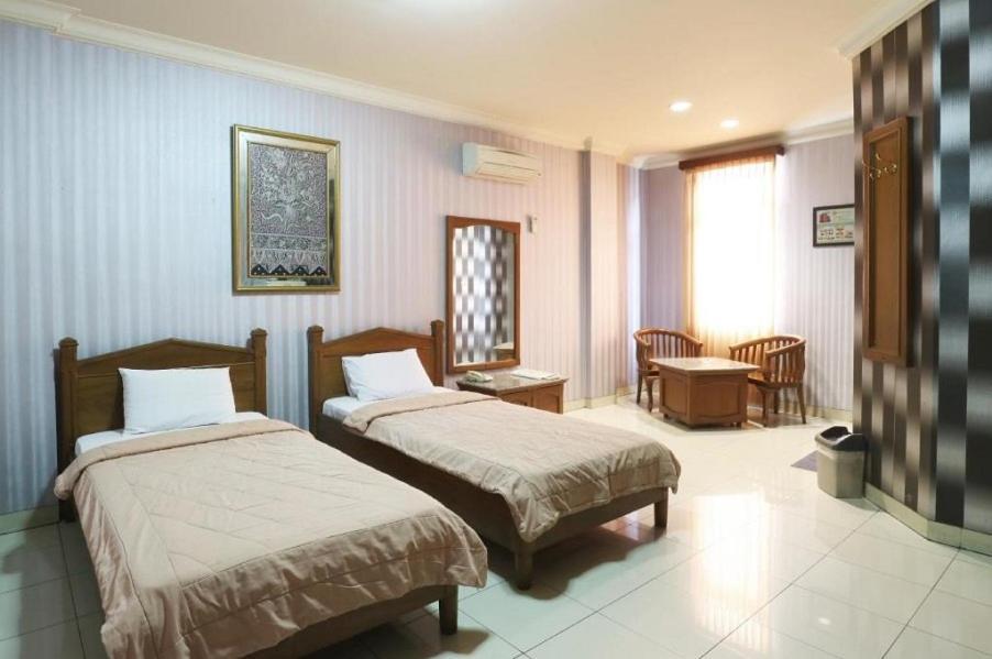 Hotel 678 Kemang Powered By Cocotel Jakarta Eksteriør billede