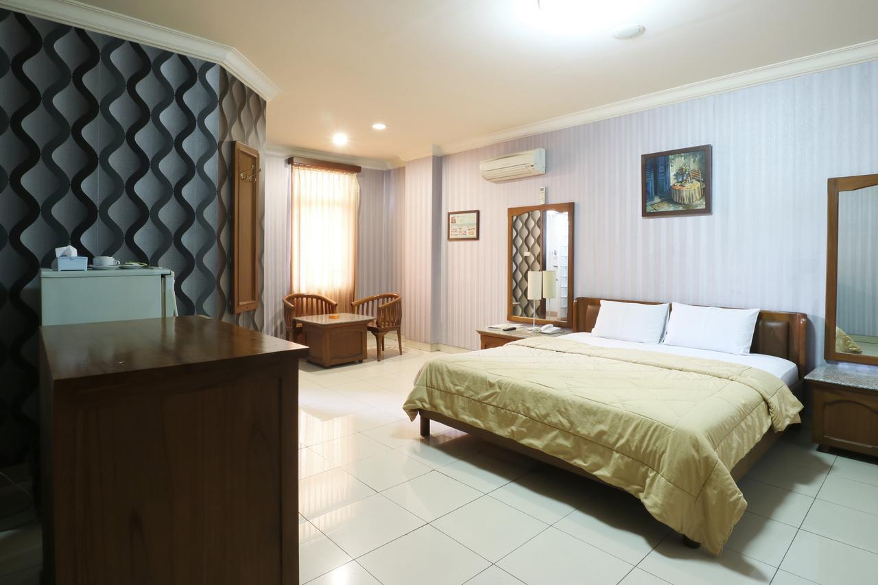 Hotel 678 Kemang Powered By Cocotel Jakarta Eksteriør billede